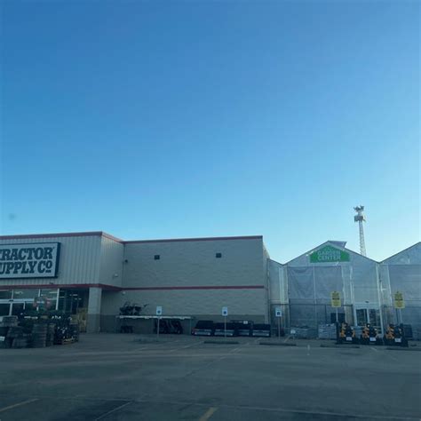 Tractor supply livingston tx - 2337 north main st. liberty, TX 77575. (936) 334-1100. Make My TSC Store Details. 2. Porter TX #408. 22.0 miles. 23741 us hwy 59 #41. porter, TX 77365. 